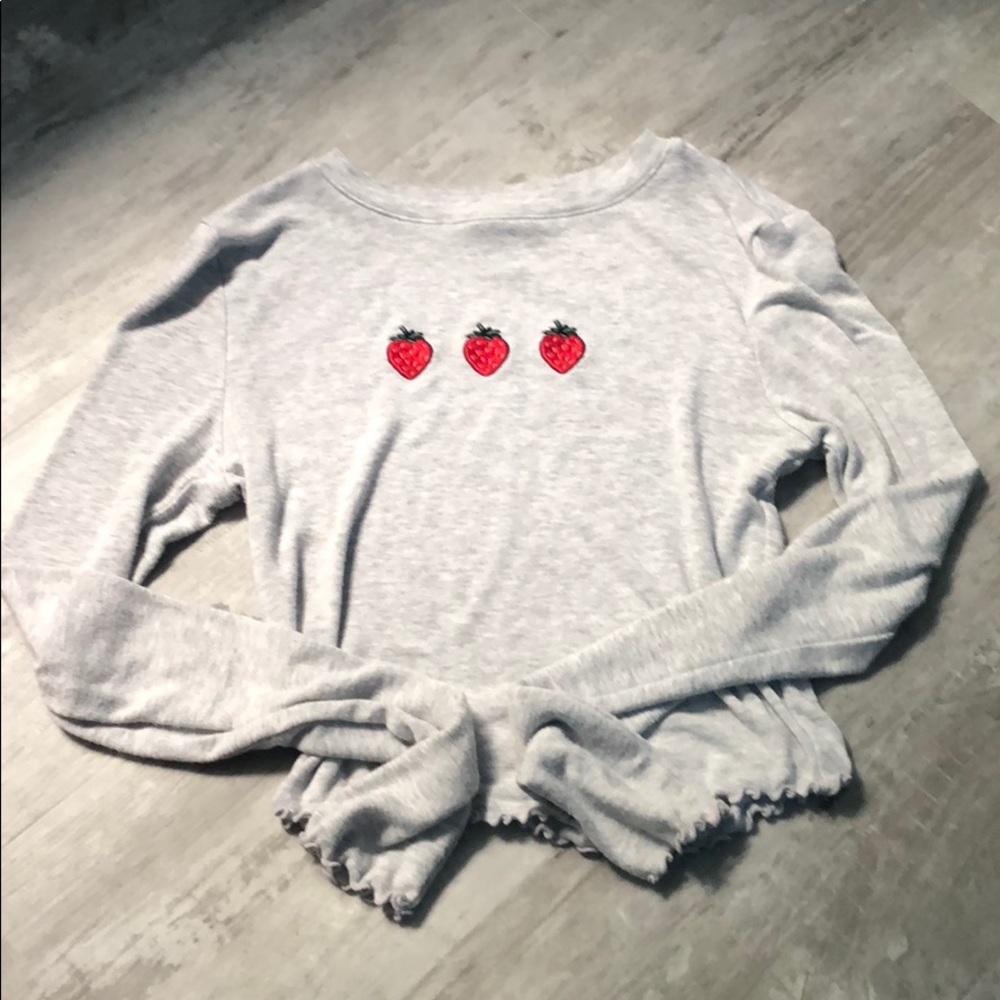 Grey strawberry long sleeve